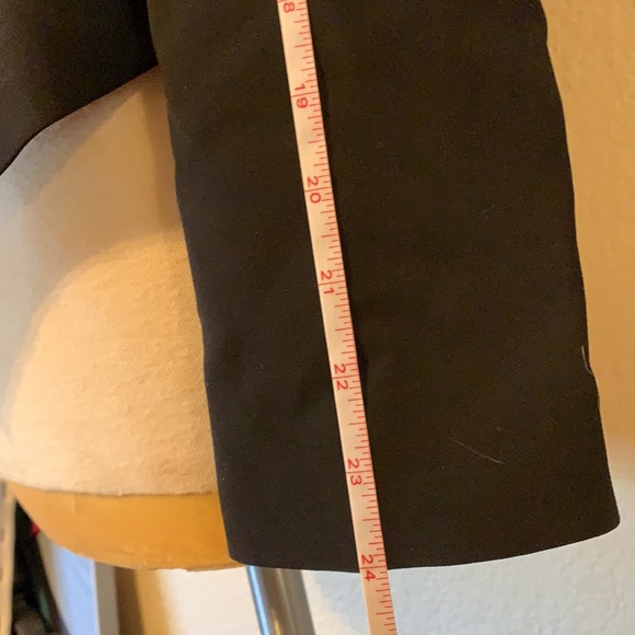 VGUC-White House Black Market blazer, black Size 4 - Picture 10 of 12